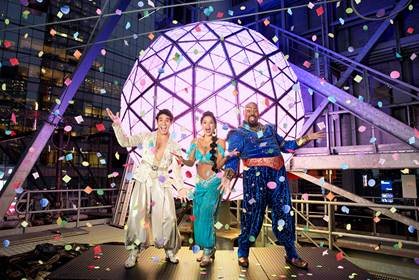 The cast of Aladdin will welcome 2015 with confetti full of wishes